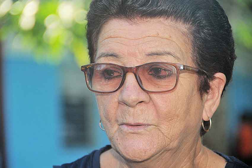 Zoraida Hernández García, jubilada, reincorporada al centro escolar Marcelo Salado