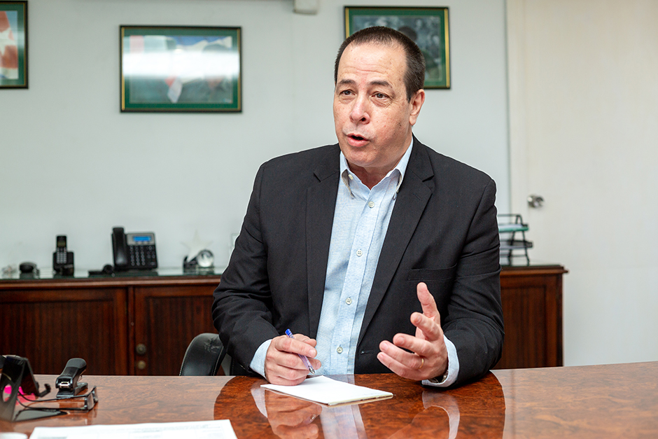Jose Angel Portal Miranda ministro de salud 2