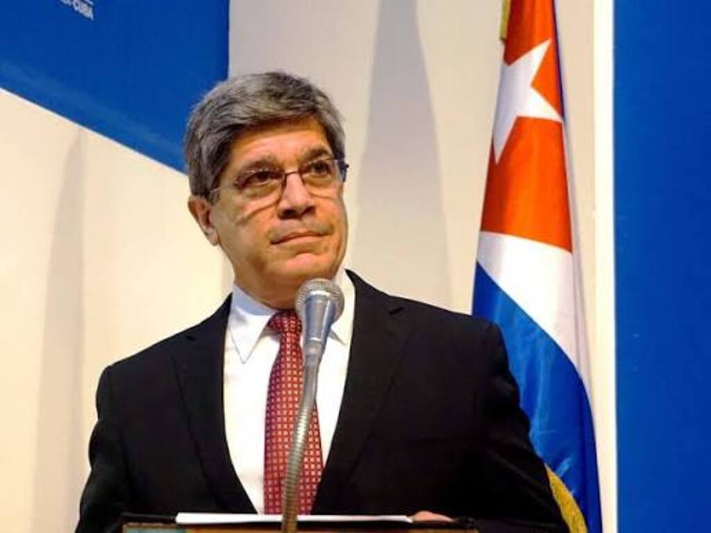 carlos fernandez de cossio 1