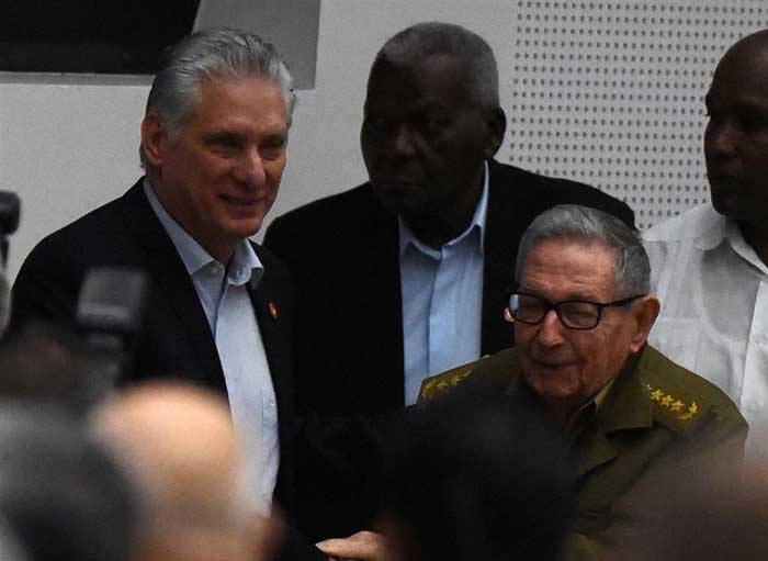 The leader of the Cuban Revolution, Raúl Castro, and President Miguel Díaz-Canel are attending a new day of debates at the Parliament 2nd Ordinary Session 