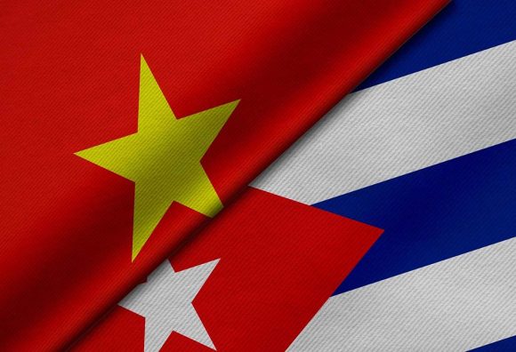 vietnam cuba banderas 580x396