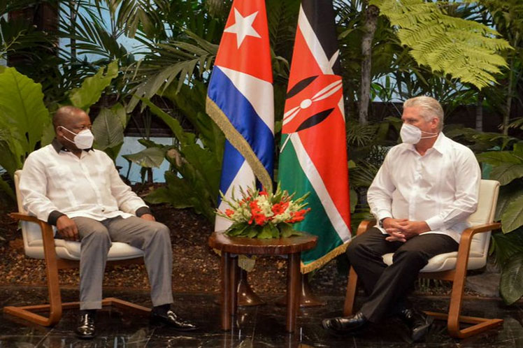 President Miguel Díaz-Canel Bermúdez received the Minister of Health of the Republic of Kenya, Mutahi Kagwe