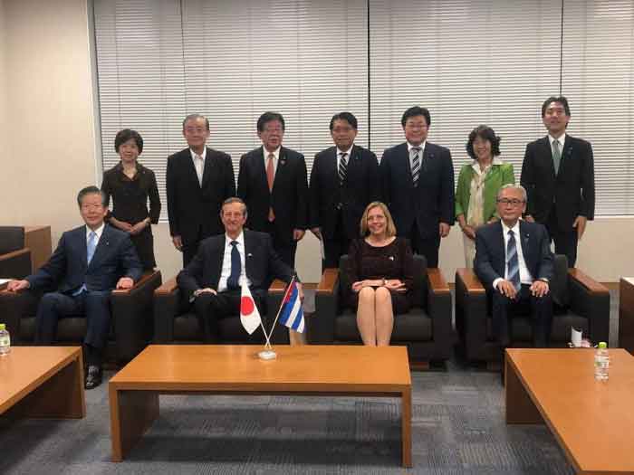 Deputy Foreign Minister Josefina Vidal met the Japan-Cuba Parliamentary Friendship League in Tokyo