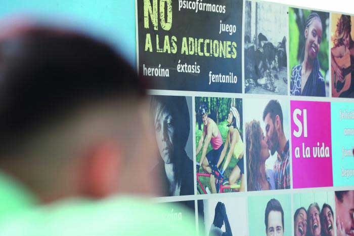 The national strategy promotes the rejection of drug use. 