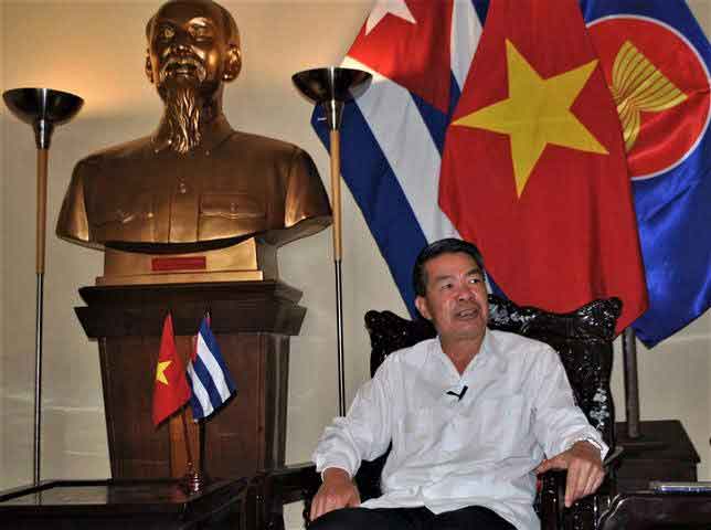 Le Thanh Tung, embajador de Vietnaam en La Habana