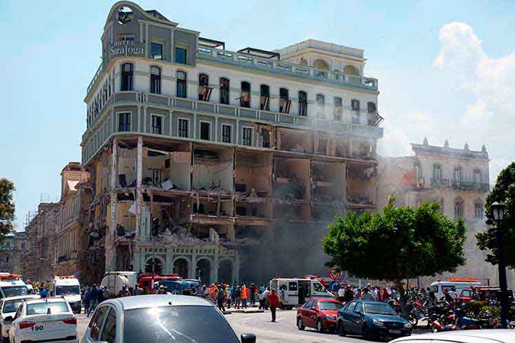 Explosion at the Saratoga Hotel, in Havana