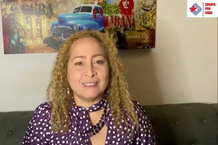 Escritora cubana Vivian Paneque, presidenta de la Asociación América Latina “Entre Comillas” en la ciudad de Saint-Étienne.