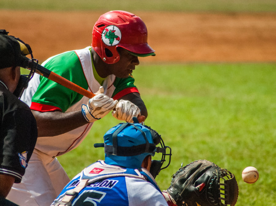 Possible alternatives for the competition format of the 60th Baseball Series are being analyzed