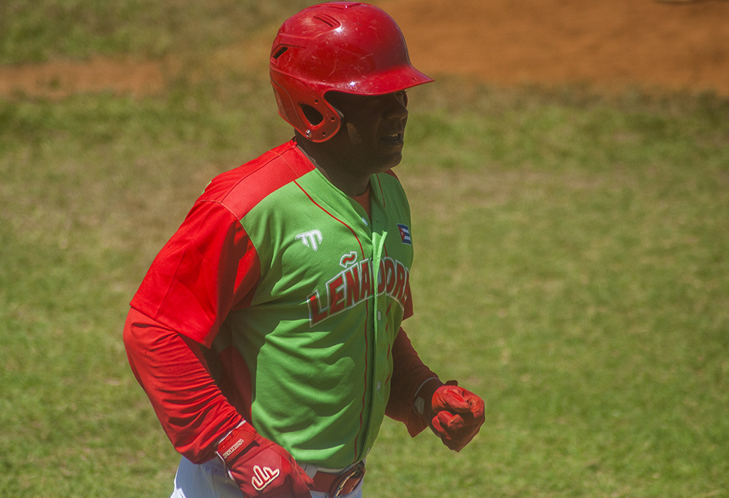 Danel Castro Las Tunas VS Cienfuegos beisbol 2022 0032