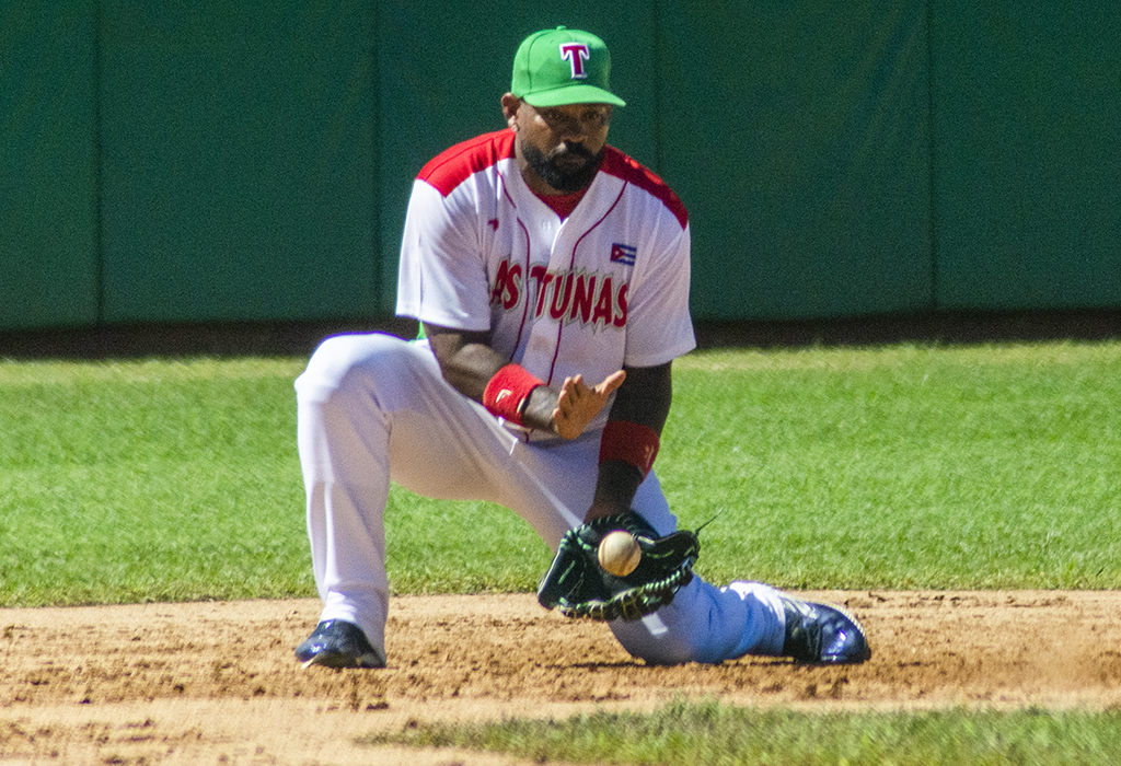 HENRY QUINTERO LasTunas VS CiegoDeAvila serie65 beisbol Cuba 2026 0019