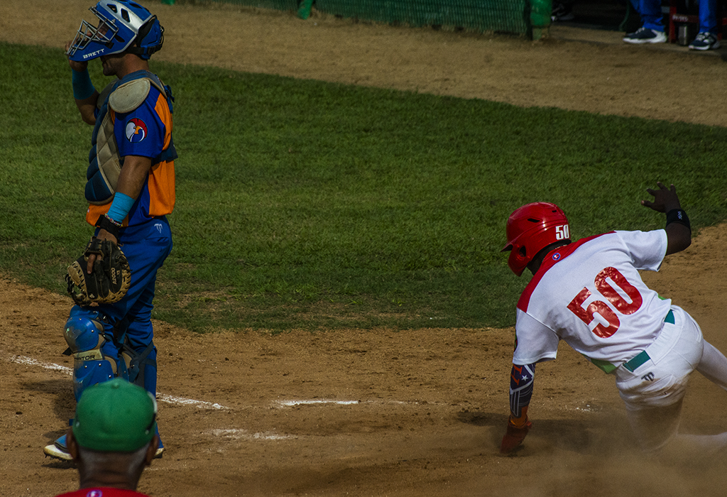 KasTunas Vs SanctiSpritus serie 65 beisbol cuba 2026 0013