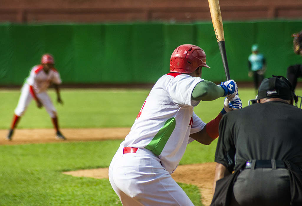 Las tunas vs isla juventud serie 64 beisbol cuba 2025 0081