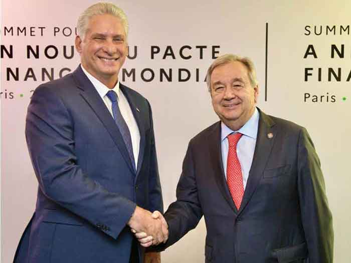 The Cuban President and UN Secretary-General met in Paris.