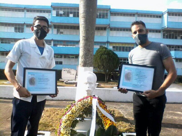 Joven Patria Award delivered by the José Martí Youth Movement