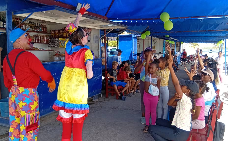Puerto Padre celebra el Día Mundial de la Juventud y el centenario de Fidel 2