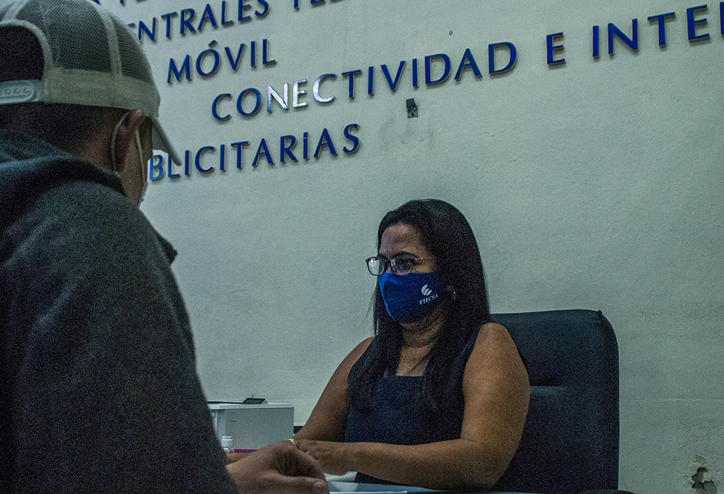 ETECSA worker Annelis Martínez Aquiles