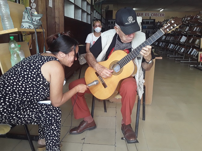 Guitart concertmaster Félix Ramos