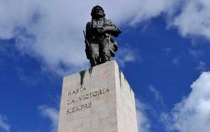 Desde su fundación, 5 712 000 personas han visitado el lugar para rendir tributo al héroe.