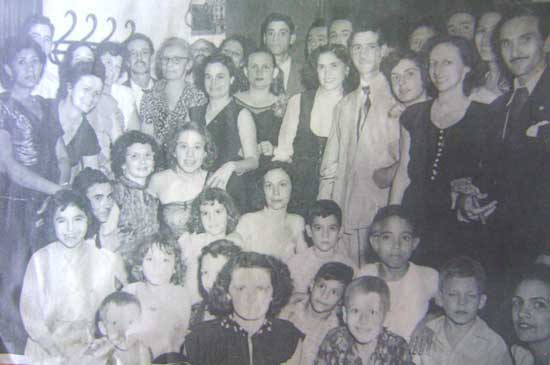 &nbsp; The marriage of Charles Peiso and Iria Mayo produced a large family, as seen in this photo from a few decades ago.