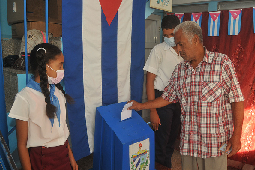 Second electoral round in seventy-four constituencies in Las Tunas
