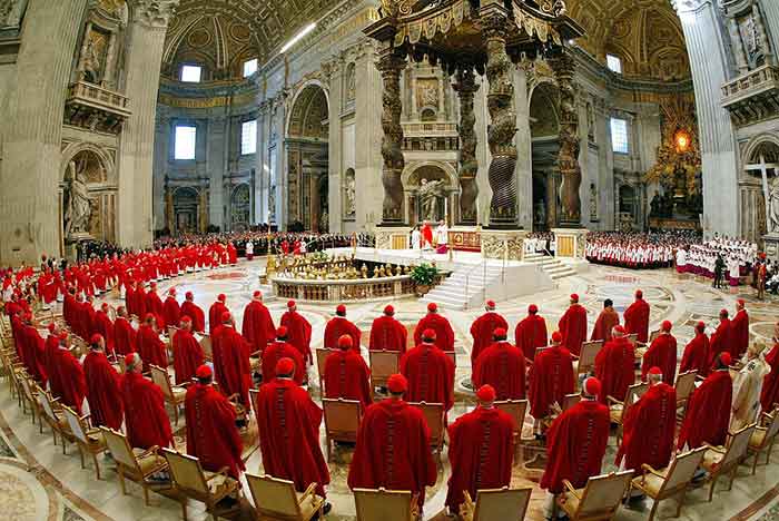 Congregaciones Generales de Cardenales contribuyen en elección del próximo Papa.