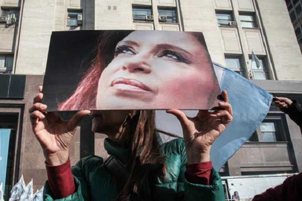 Más de 30 países, organismos multilaterales, entidades religiosas y políticas enviaron mensajes de apoyo a esta nación tras el intento de asesinato a la vicepresidenta Cristina Fernández