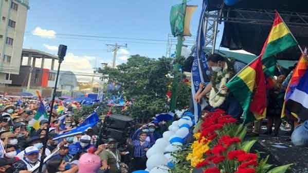 The mass rally became an expression of support for the government of President Luis Arce.  Photo: @LuchoXBolivia