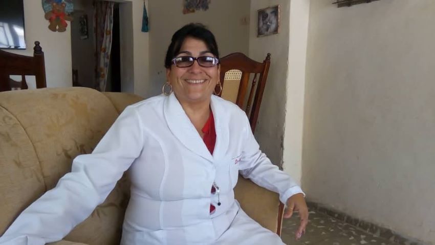 Dr. Maura Ávila Castro, head of the Provincial Allergy Group in Las Tunas