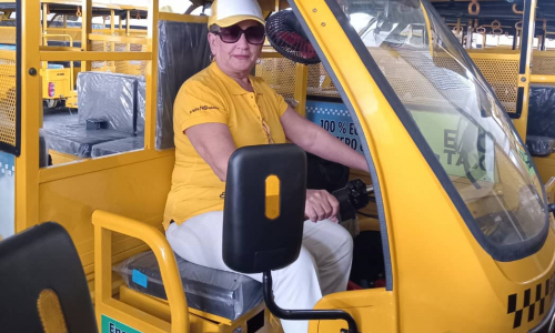 Dori y su sueño de ser chofer, de una vida detrás del volante