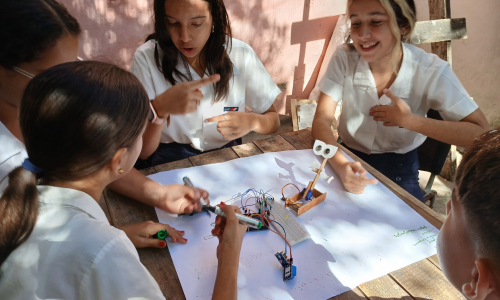 Dayalé y su persistencia en las brechas digitales