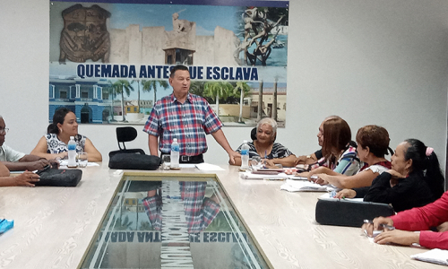 Comercio Interior revisa implementación de transformaciones en Las Tunas