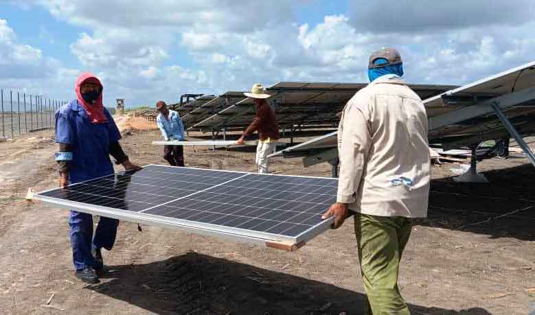 Edifican parque solar fotovoltaico Nueva Línea.