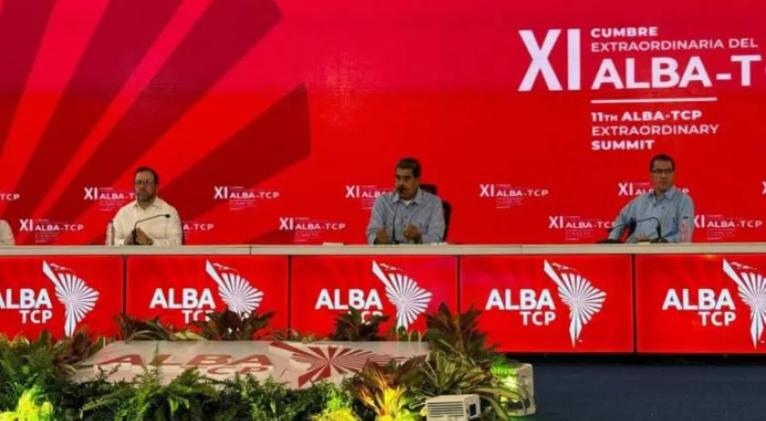 cumbre extraordinaria alba