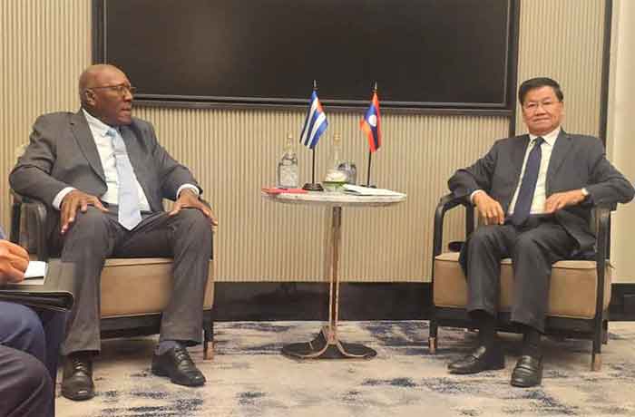 El presidente de Laos Thongloun Sisoulith recibió al vicepresident Salvador Valdés Mesa.