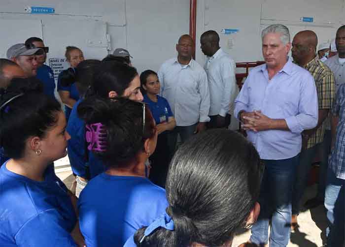 Presidente cubano visita municipio de Yaguajay
