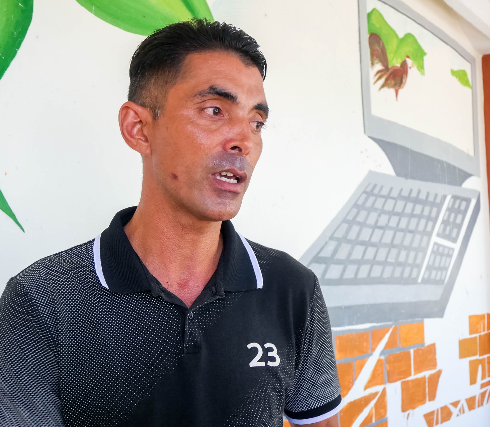 Yacel Acosta Calderón profesor de la carrera de Derecho