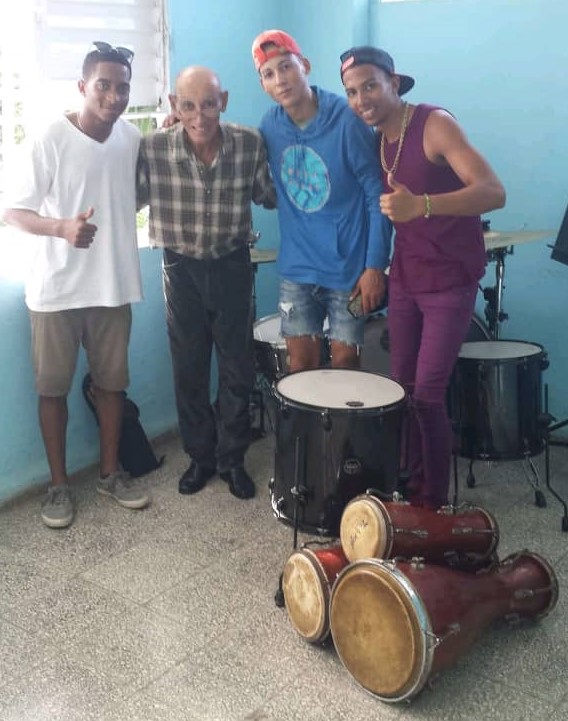 El maestro René Gorra OFarril