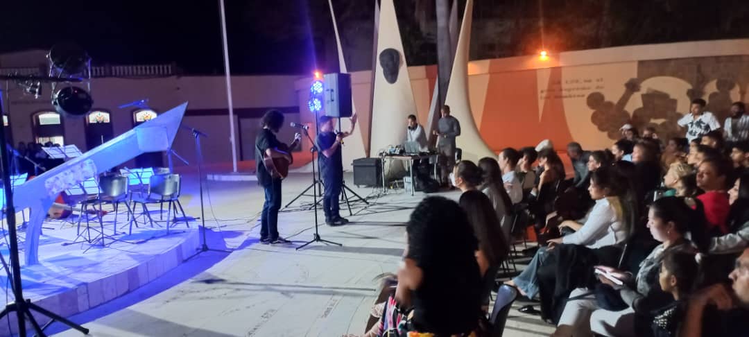 presentación de invierno en Plaza Martiana