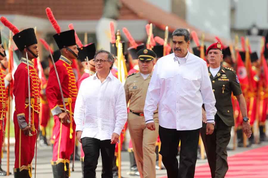 El presidente de Venezuela recibió a su homólogo de Colombia, quien realiza su cuarta visita oficial a ese país.