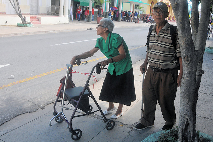 ancianos6